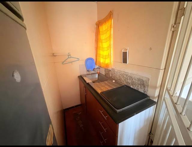 3 BEDROOM HOUSE FOR SALE IN VANDERBIJLPARK CE 2